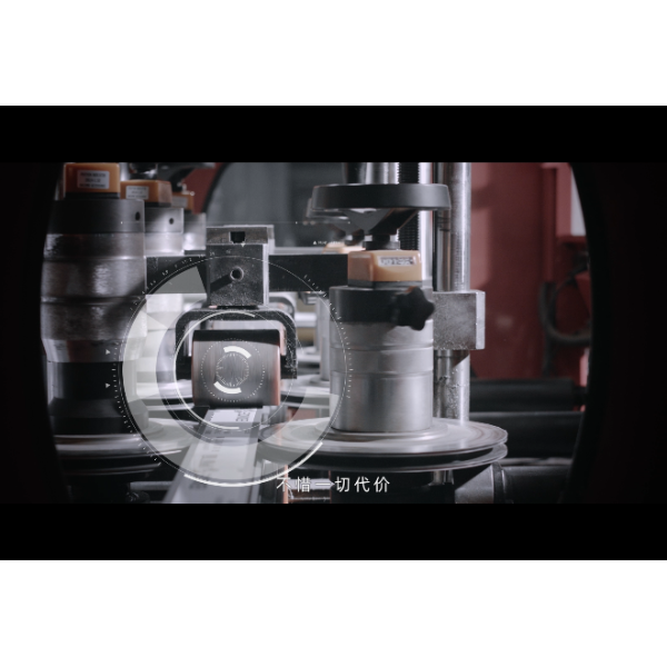 （視頻）伊盾門(mén)窗致力于質(zhì)量為根，鑄就工匠產(chǎn)品，打造精品門(mén)窗