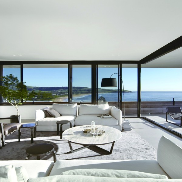 住在沿海城市的居民，選擇什么門窗才能夠經得起考驗？