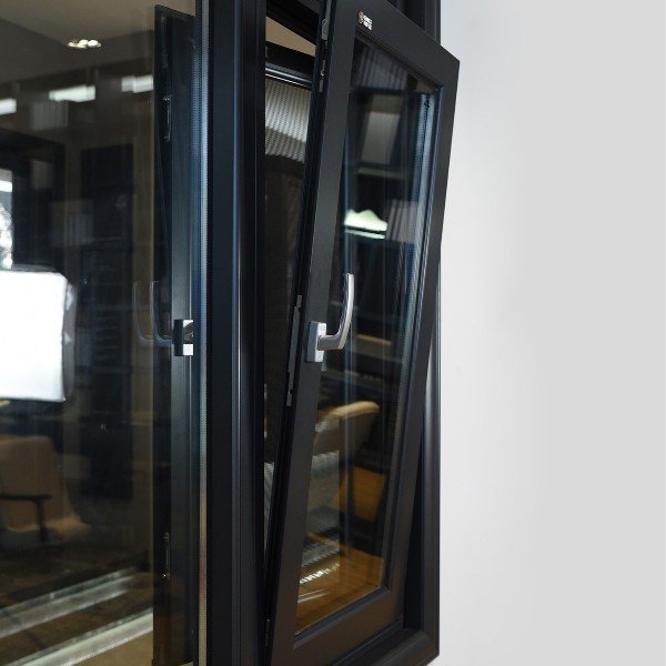 內(nèi)開內(nèi)倒窗有哪些優(yōu)缺點？不是內(nèi)行人真不知道！